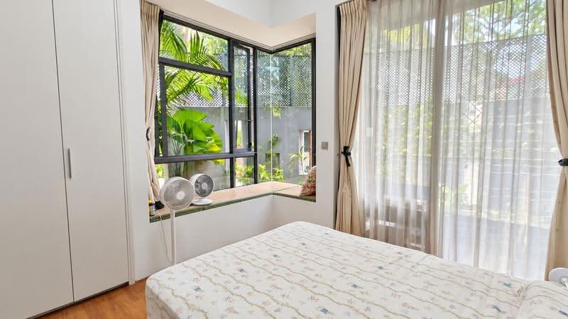 Holland Residences, 5 Taman Warna, Tanglin / Holland / Bukit Timah, 2 Bedrooms, 958 sqft, Condominium For Sale, by Irene Tan, 500290857 - Bedroom - PropertyGuru.com.sg