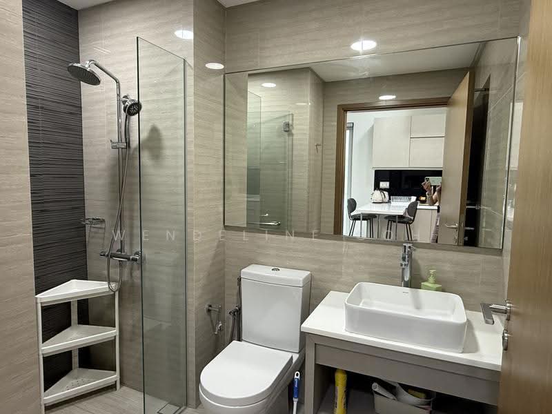 NEWest, 3 West Coast Drive, Buona Vista / West Coast / Clementi New Town, Studio, 527 sqft, Apartment For Rent, by Wendeline Goh, 500290863 - Bathroom - PropertyGuru.com.sg