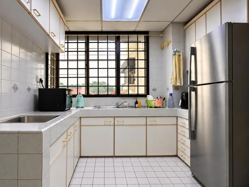 Bullion Park, 168 Lentor Loop, Mandai / Upper Thomson, 3 Bedrooms, 1,259 sqft, Condominium For Sale, by Jason Ng, 500290874 - Kitchen - PropertyGuru.com.sg