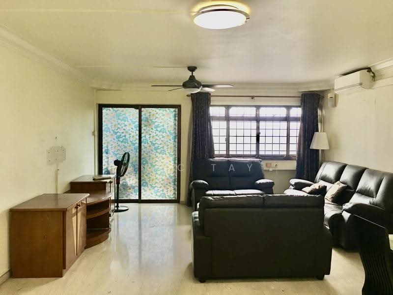 278 Toh Guan Road, 278 Toh Guan Road, Boon Lay / Jurong / Tuas, 3 Bedrooms, 1,292 sqft, HDB Flat For Sale, by Eric Tay, 500290881 - Living Room - PropertyGuru.com.sg