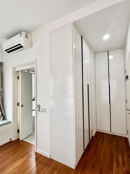 The Interlace, 180 Depot Road, Harbourfront / Telok Blangah, 2 Bedrooms, 807 sqft, Condominium For Sale, by Chris Koo, 500290893 - Master Bedroom - PropertyGuru.com.sg