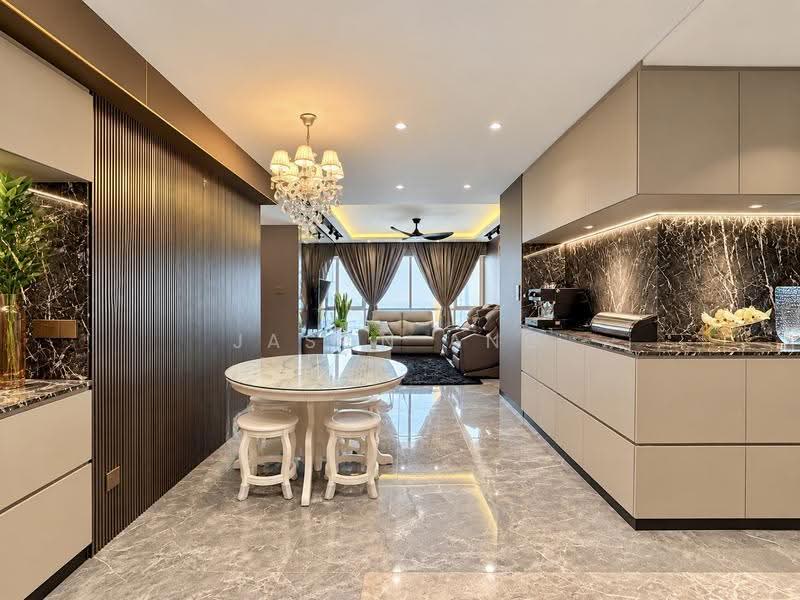 One Amber, 3 Amber Gardens, East Coast / Marine Parade, 3 Bedrooms, 1,227 sqft, Condominium For Sale, by Jason Ang, 500290898 - Spacious living and dining area - PropertyGuru.com.sg