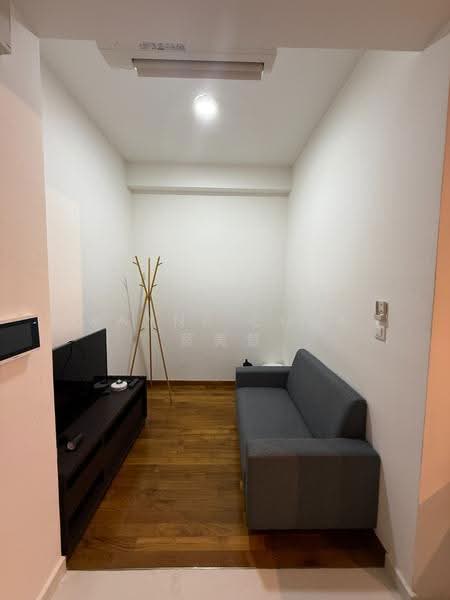 Sophia Hills, 17 Mount Sophia, Orchard / River Valley, 2 Bedrooms, 570 sqft, Condominium For Sale, by Rayne Chua 蔡美慧, 500290916 - Living Room - PropertyGuru.com.sg