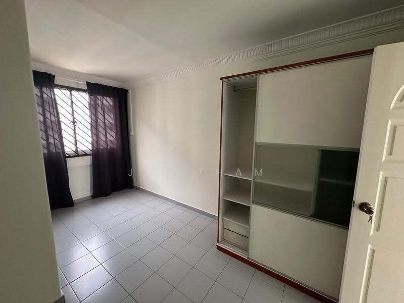 826 Jurong West Street 81, 826 Jurong West Street 81, Boon Lay / Jurong / Tuas, 3 Bedrooms, 1,302 sqft, HDB Flat For Rent, by Joe Tham, 500290923 - Bedroom - PropertyGuru.com.sg