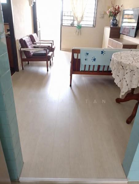 159 Lorong 1 Toa Payoh, 159 Lorong 1 Toa Payoh, Balestier / Toa Payoh, Room Rental, 100 sqft, HDB Flat For Rent, by Fabian Tan, 500290926 - Living Room - PropertyGuru.com.sg