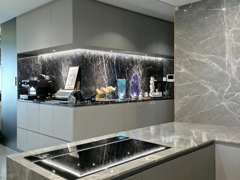 One Amber, 3 Amber Gardens, East Coast / Marine Parade, 3 Bedrooms, 1,227 sqft, Condominium For Sale, by Abel Low, 500290932 - Living Room 2 - PropertyGuru.com.sg