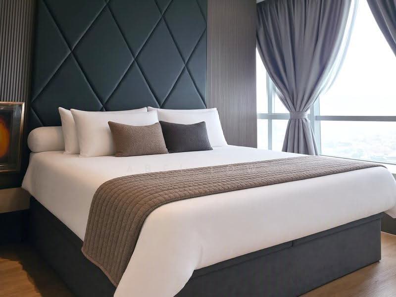 One Amber, 3 Amber Gardens, East Coast / Marine Parade, 3 Bedrooms, 1,227 sqft, Condominium For Sale, by Abel Low, 500290932 - Master Bedroom - PropertyGuru.com.sg