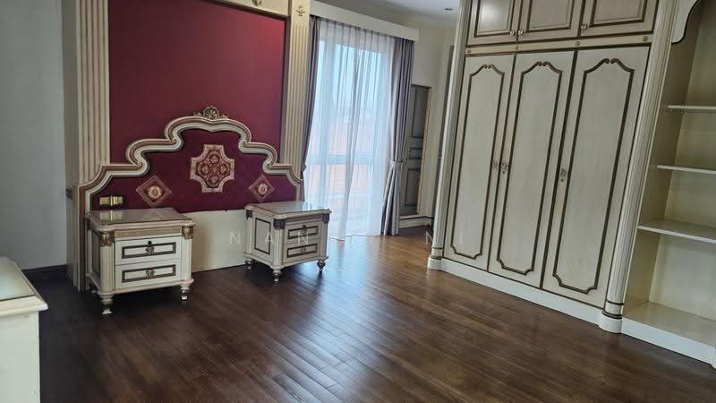 Siglap Avenue Bungalow, East Coast / Marine Parade, 5 Bedrooms, 6,000 sqft, Bungalow House For Rent, by Nancy Ni, 500290933 - Bedroom - PropertyGuru.com.sg