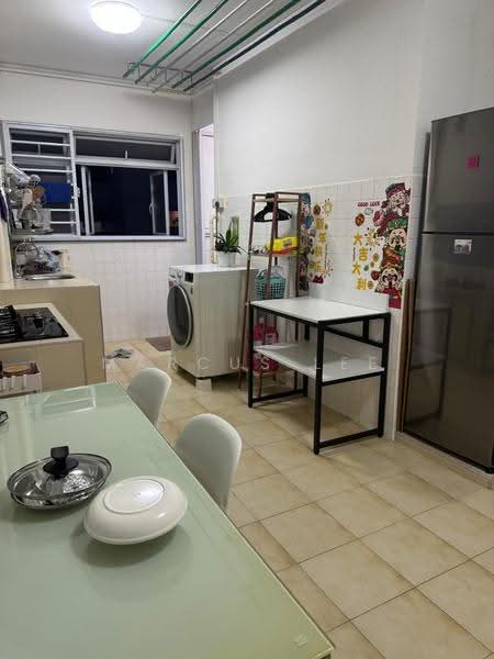 230 Pending Road, 230 Pending Road, Dairy Farm / Bukit Panjang / Choa Chu Kang, 2 Bedrooms, 785 sqft, HDB Flat For Sale, by Marcus Lee, 500290939 - Kitchen - PropertyGuru.com.sg