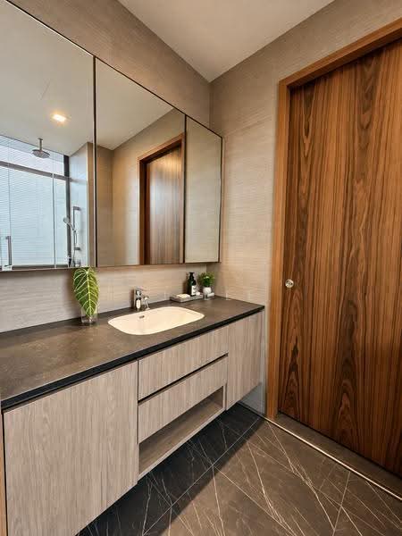Parc Komo, 959 Upper Changi Road North, Changi Airport / Changi Village, 5 Bedrooms, 1,808 sqft, Condominium For Sale, by PJ Lee, 500290940 - Bathroom - PropertyGuru.com.sg