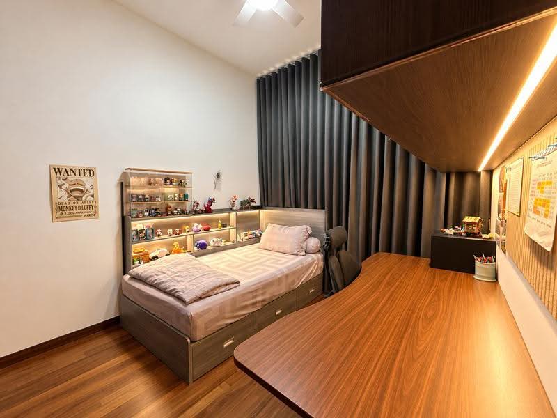 Parc Komo, 959 Upper Changi Road North, Changi Airport / Changi Village, 5 Bedrooms, 1,808 sqft, Condominium For Sale, by PJ Lee, 500290940 - Bedroom - PropertyGuru.com.sg