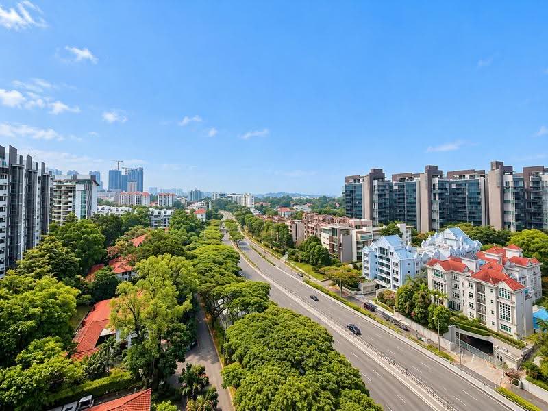 Hyll on Holland, 99 Holland Road, Tanglin / Holland / Bukit Timah, 2 Bedrooms, 710 sqft, Condominium For Sale, by TT Lum, 500290958 - PropertyGuru.com.sg