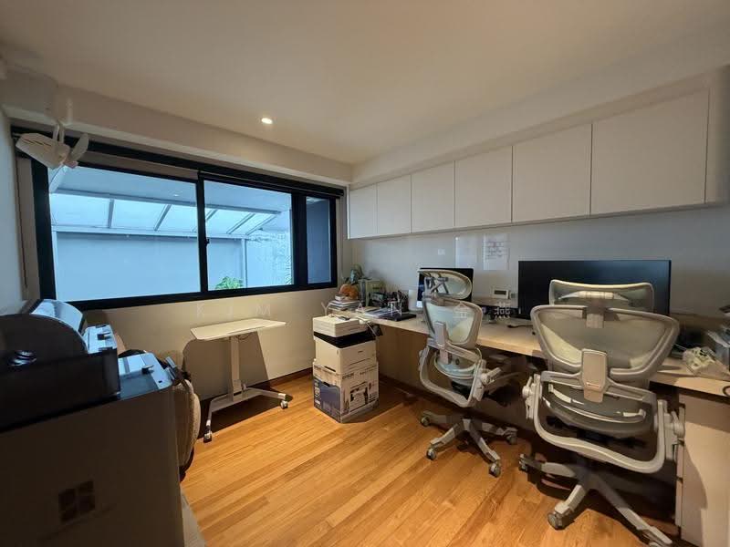 Very New with Lift and Pool, beautifully renovated with high taste!, within 1km to St Nicolas Girls’ school – call 8130 3636 to view now!, Ang Mo Kio / Bishan / Thomson, 6 Bedrooms, 5,700 sqft, Terraced House For Sale, by Kim Yan 金燕, 500290961 - Study - PropertyGuru.com.sg
