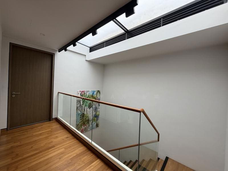 Very New with Lift and Pool, beautifully renovated with high taste!, within 1km to St Nicolas Girls’ school – call 8130 3636 to view now!, Ang Mo Kio / Bishan / Thomson, 6 Bedrooms, 5,700 sqft, Terraced House For Sale, by Kim Yan 金燕, 500290961 - Interior - PropertyGuru.com.sg