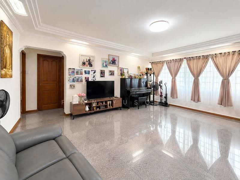 211 Bukit Batok Street 21, 211 Bukit Batok Street 21, Dairy Farm / Bukit Panjang / Choa Chu Kang, 3 Bedrooms, 1,119 sqft, HDB Flat For Sale, by Finn Yusoff, 500290963 - Living Room - PropertyGuru.com.sg