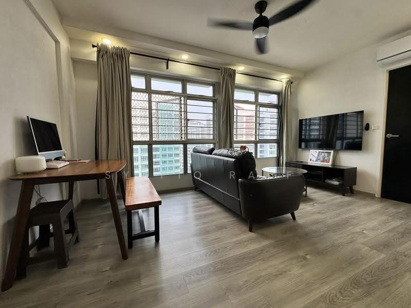 210A Compassvale Lane, 210A Compassvale Lane, Hougang / Punggol / Sengkang, 1 Bedroom, 517 sqft, HDB Flat For Sale, by Syafiq Rauf, 500290982 - Living Room - PropertyGuru.com.sg