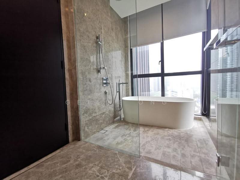 Martin Modern, 10 Martin Place, Orchard / River Valley, 4 Bedrooms, 1,733 sqft, Apartment For Sale, by Gelene Ong, 500290984 - Bathroom - PropertyGuru.com.sg