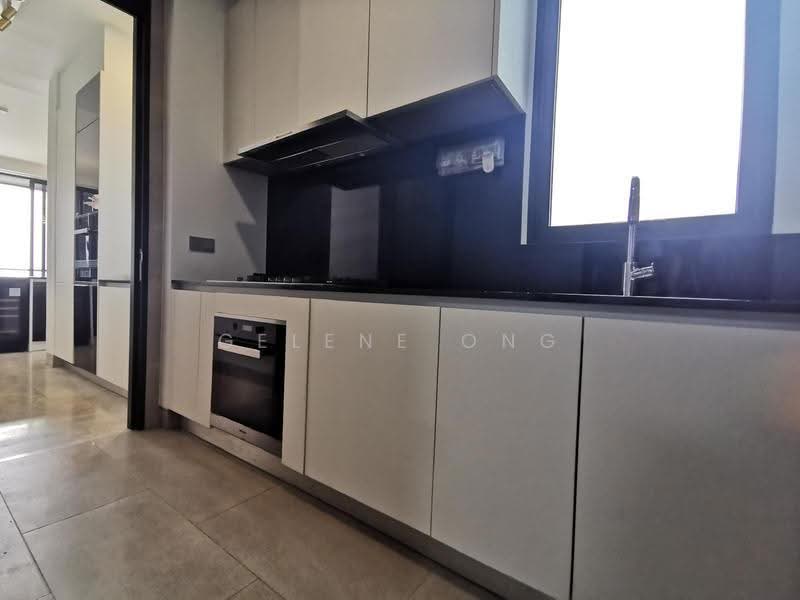 Martin Modern, 10 Martin Place, Orchard / River Valley, 4 Bedrooms, 1,733 sqft, Apartment For Sale, by Gelene Ong, 500290984 - Kitchen - PropertyGuru.com.sg