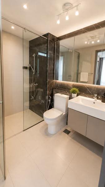 Q Bay Residences, 1 Tampines Street 86, Pasir Ris / Tampines, 1 Bedroom, 527 sqft, Condominium For Rent, by Albert New, 500291015 - Bathroom - PropertyGuru.com.sg
