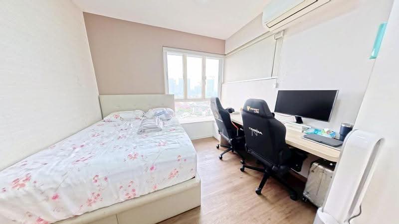 Bullion Park, 162 Lentor Loop, Mandai / Upper Thomson, 3 Bedrooms, 1,259 sqft, Condominium For Sale, by Joe Chin, 500291016 - Bedroom - PropertyGuru.com.sg