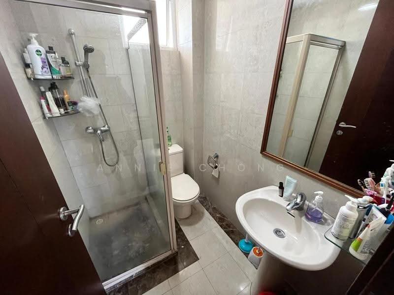 Alessandrea, 31 Alexandra Road, Alexandra / Commonwealth, Room Rental, 90 sqft, Apartment For Rent, by Annie Chong, 500291027 - Bathroom - PropertyGuru.com.sg