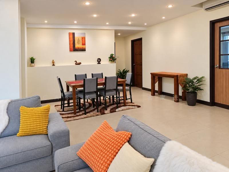 Azalea Park Condo, 4 Flora Road, Changi Airport / Changi Village, 4 Bedrooms, 1,315 sqft, Condominium For Rent, by Casey Koo 古家进, 500291041 - Living Room - PropertyGuru.com.sg