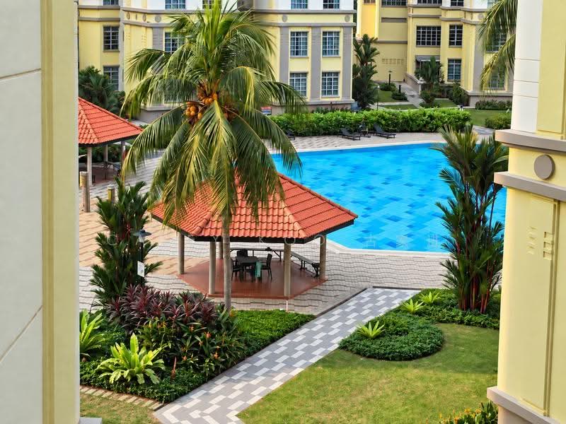 Azalea Park Condo, 4 Flora Road, Changi Airport / Changi Village, 4 Bedrooms, 1,315 sqft, Condominium For Rent, by Casey Koo 古家进, 500291041 - Exterior - PropertyGuru.com.sg