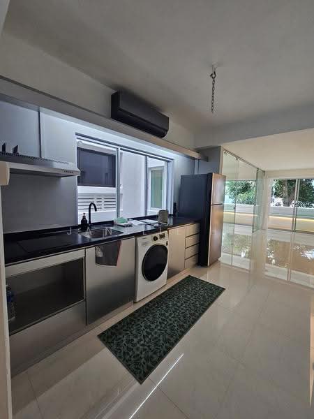 Tiong Bahru - A Charming Walk Up Conservation, 78 Yong Siak Street, Alexandra / Commonwealth, 3 Bedrooms, 930 sqft, Walk-up Apartment For Rent, by Janelle Ho, 500291048 - Kitchen - PropertyGuru.com.sg