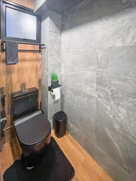 204 Choa Chu Kang Avenue 1, 204 Choa Chu Kang Avenue 1, Dairy Farm / Bukit Panjang / Choa Chu Kang, 3 Bedrooms, 1,571 sqft, HDB Flat For Sale, by Janice Teo, 500291054 - Bathroom - PropertyGuru.com.sg