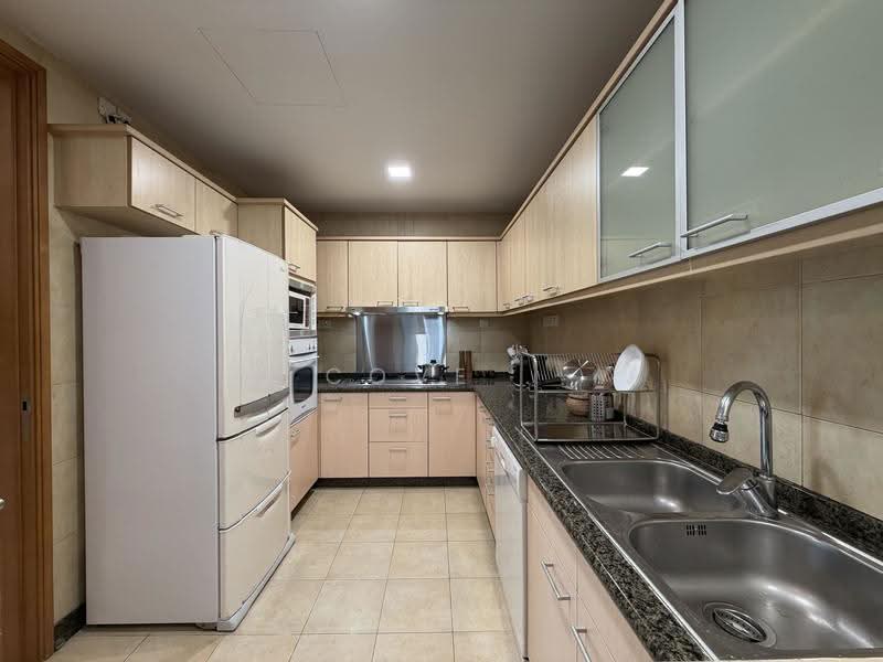 The Tessarina, 20 Wilby Road, Tanglin / Holland / Bukit Timah, Room Rental, 135 sqft, Condominium For Rent, by Cove, 500291060 - Kitchen - PropertyGuru.com.sg
