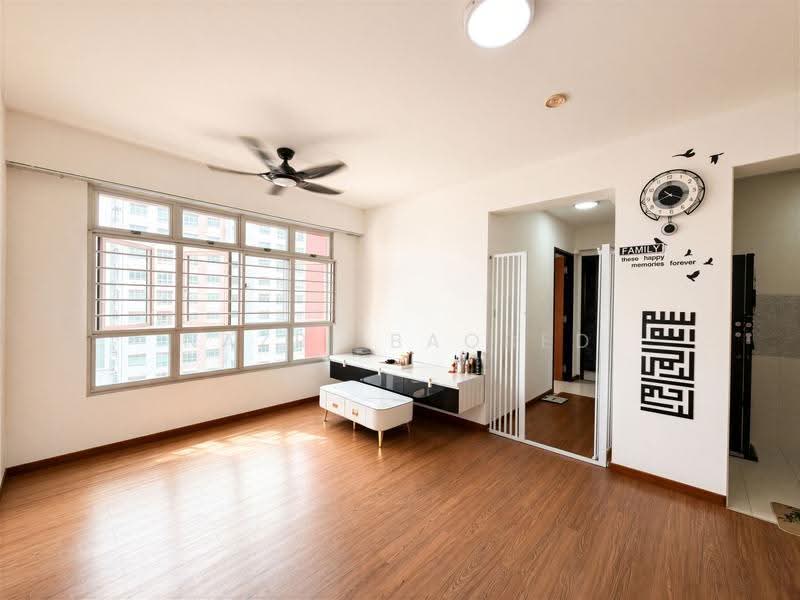 366A Sembawang Crescent, 366A Sembawang Crescent, Sembawang / Yishun, 2 Bedrooms, 731 sqft, HDB Flat For Sale, by Nazri Baobed, 500291072 - Living Room - PropertyGuru.com.sg