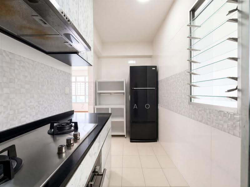 366A Sembawang Crescent, 366A Sembawang Crescent, Sembawang / Yishun, 2 Bedrooms, 731 sqft, HDB Flat For Sale, by Nazri Baobed, 500291072 - Kitchen - PropertyGuru.com.sg
