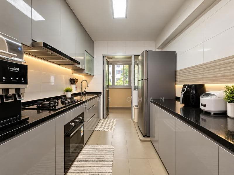 671B Yishun Avenue 4, 671B Yishun Avenue 4, Sembawang / Yishun, 3 Bedrooms, 1,001 sqft, HDB Flat For Sale, by Anwar Chan, 500291075 - Kitchen - PropertyGuru.com.sg