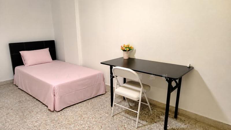 179 Ang Mo Kio Avenue 5, 179 Ang Mo Kio Avenue 5, Ang Mo Kio / Bishan / Thomson, Room Rental, 135 sqft, HDB Flat For Rent, by Kay HO 何杰彬, 500291089 - Bedroom - PropertyGuru.com.sg