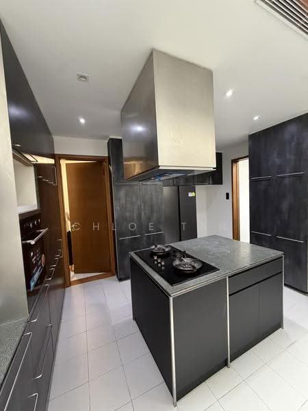 Dunearn Estate, Dunearn Road, Newton / Novena, 4 Bedrooms, 6,000 sqft, Detached House For Rent, by Chloe Tan, 500291095 - PropertyGuru.com.sg