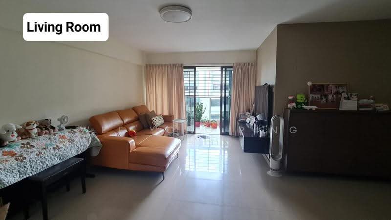 607 Jurong West Street 65, 607 Jurong West Street 65, Boon Lay / Jurong / Tuas, 4 Bedrooms, 1,432 sqft, HDB Flat For Sale, by Wee Yong Ping, 500291102 - Living Room - PropertyGuru.com.sg