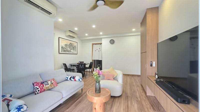The Tampines Trilliant, 21 Tampines Central 7, Pasir Ris / Tampines, 3 Bedrooms, 1,012 sqft, Condominium For Sale, by Halim Gafoor, 500291140 - Living Room - PropertyGuru.com.sg