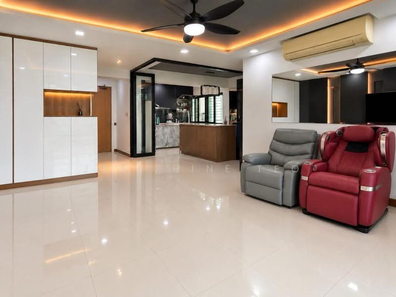 314A Punggol Way, 314A Punggol Way, Hougang / Punggol / Sengkang, 3 Bedrooms, 1,216 sqft, HDB Flat For Sale, by Josephine Teo, 500291159 - Living Room - PropertyGuru.com.sg