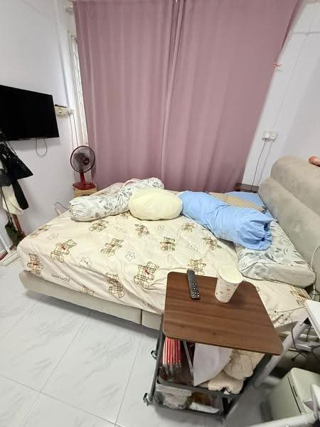 550 Hougang Street 51, 550 Hougang Street 51, Hougang / Punggol / Sengkang, 3 Bedrooms, 900 sqft, HDB Flat For Rent, by Alan Loh, 500291172 - Bedroom - PropertyGuru.com.sg