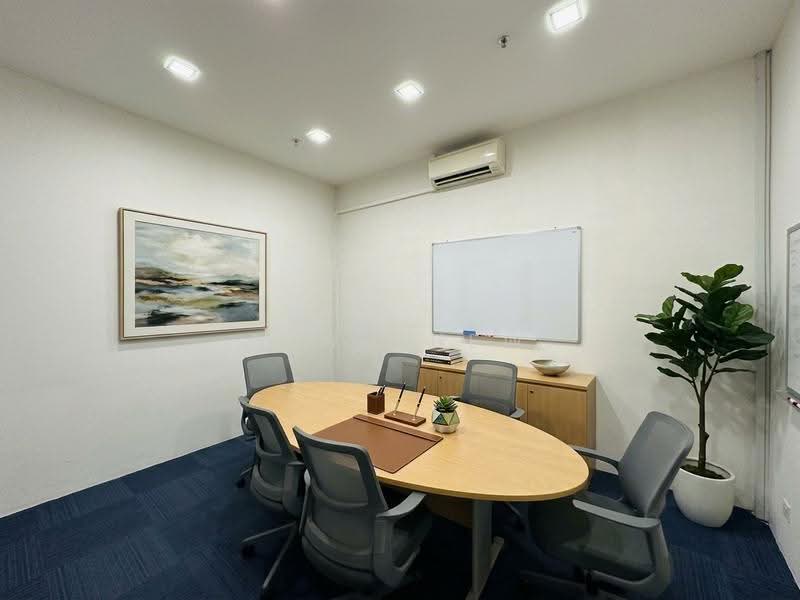 Tradehub 21, 18 Boon Lay Way, Boon Lay / Jurong / Tuas, 1,464 sqft, Light Industrial (B1) For Sale, by Ben Chew, 500291180 - Interior - CommercialGuru.com.sg
