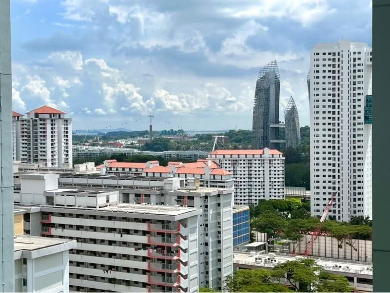 93B Telok Blangah Street 31, 93B 93B, Harbourfront / Telok Blangah, 3 Bedrooms, 1,001 sqft, HDB Flat For Sale, by Jadelyn Ang, 500291206 - Corridor Seaview - PropertyGuru.com.sg