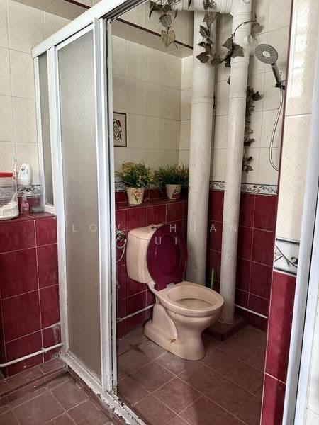 341 Choa Chu Kang Loop, 341 Choa Chu Kang Loop, Dairy Farm / Bukit Panjang / Choa Chu Kang, Room Rental, 150 sqft, HDB Flat For Rent, by Low Chuan Hui, 500291207 - Bathroom - PropertyGuru.com.sg