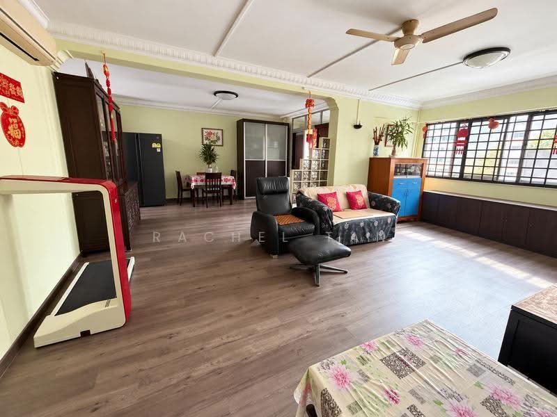 103 Pasir Ris Street 12, 103 Pasir Ris Street 12, Pasir Ris / Tampines, 3 Bedrooms, 1,313 sqft, HDB Flat For Sale, by Rachel Tan, 500291208 - Living Room - PropertyGuru.com.sg