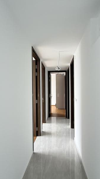 Grand Dunman, 16 Dunman Road, East Coast / Marine Parade, 3 Bedrooms, 1,120 sqft, Condominium For Sale, by Yi Mei, 500291211 - Corridor - PropertyGuru.com.sg