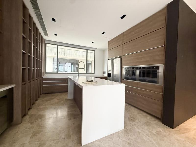 Dry Kitchen