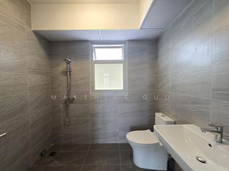 141a Mcnair Road, Mcnair Road, 3 Bedrooms, 1,001 sqft, HDB Flat For Rent, by Matthias Guo, 500291214 - Bathroom - PropertyGuru.com.sg