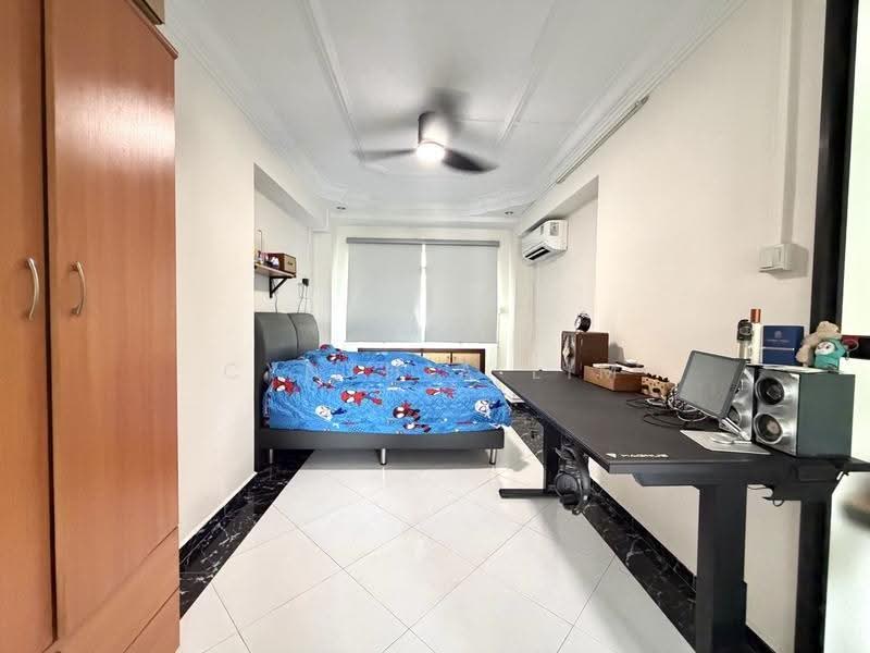 351 Tampines Street 33, 351 Tampines Street 33, Pasir Ris / Tampines, 3 Bedrooms, 1,421 sqft, HDB Flat For Sale, by Cynthia Lim, 500291215 - Bedroom - PropertyGuru.com.sg