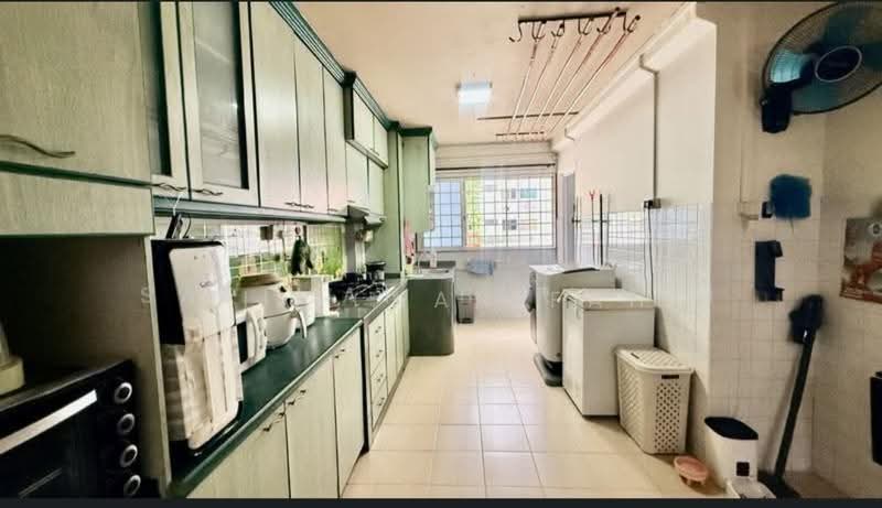 621 Yishun Ring Road, 621 Yishun Ring Road, Sembawang / Yishun, 2 Bedrooms, 785 sqft, HDB Flat For Sale, by Liah Hanifah, 500291227 - Kitchen - PropertyGuru.com.sg