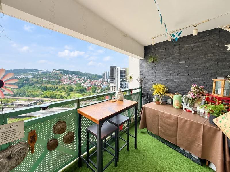 605 Senja Road, 605 Senja Road, Dairy Farm / Bukit Panjang / Choa Chu Kang, 3 Bedrooms, 1,302 sqft, HDB Flat For Sale, by Sebs Low, 500291238 - Balcony - PropertyGuru.com.sg