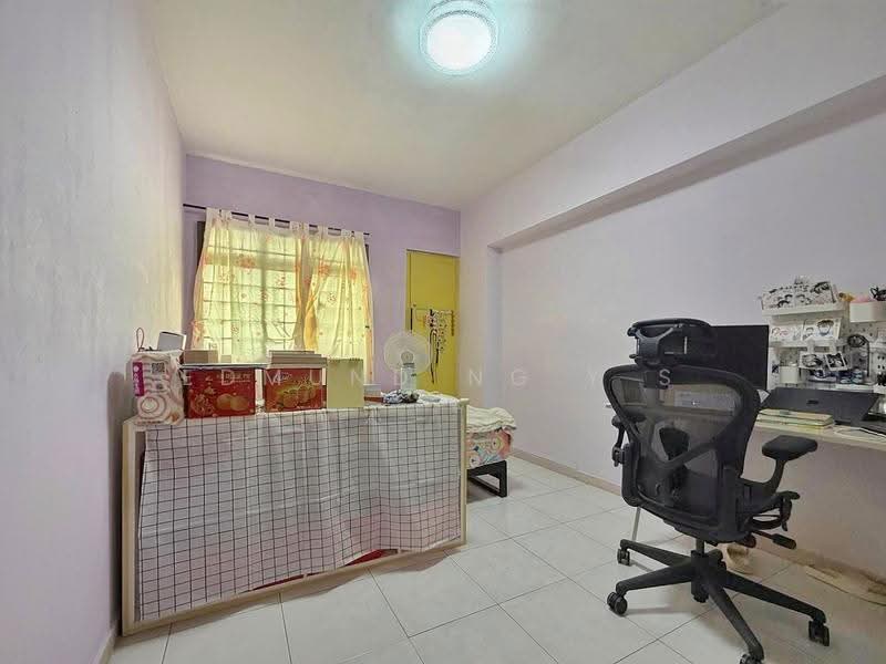 682B Jurong West Central 1, 682B Jurong West Central 1, Boon Lay / Jurong / Tuas, 3 Bedrooms, 1,250 sqft, HDB Flat For Sale, by Edmund Ng Y S, 500291242 - Study - PropertyGuru.com.sg